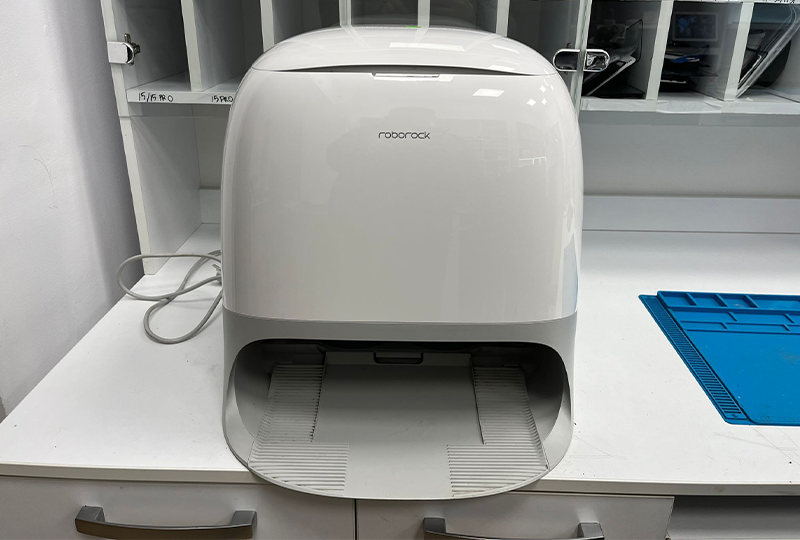 Reparație dock de încărcare pentru robot de aspirare